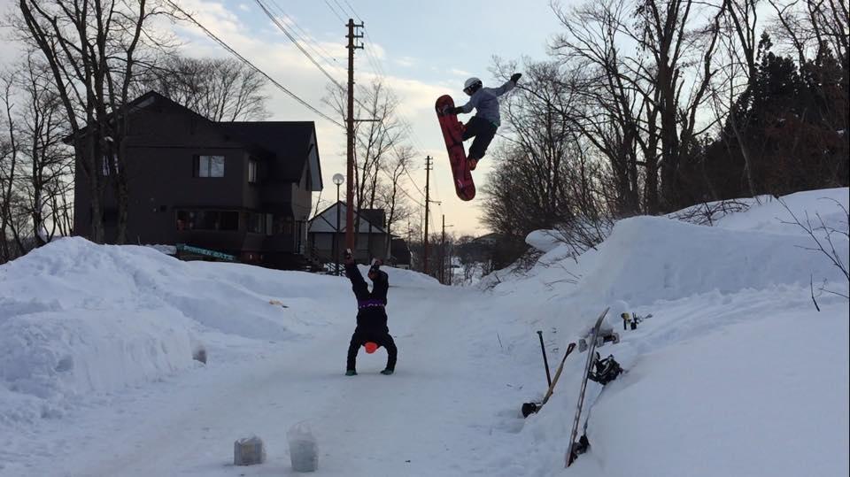 A Short Walk To Akakura Onsen Ski Lift And Town By Japow House Hotell Myoko Exteriör bild